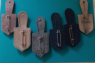 LOTE DE PEPITOS POLICÍA FRANCIA