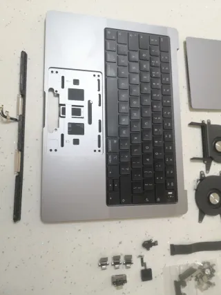 Repuestos MACBOOK PRO 14 A2442