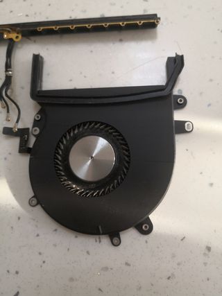 Repuestos MACBOOK PRO 16 2019 A2141