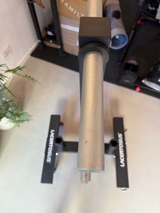 Soporte para discos de pesas con rueda- Lacertosus