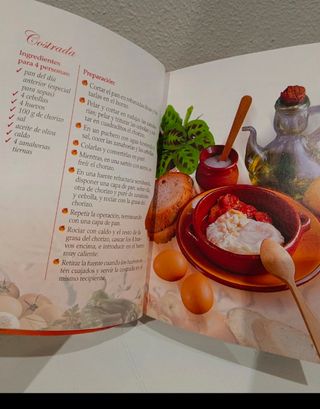 Cocina española (Pequeña Biblioteca De Cocina) (Spanish Edition)