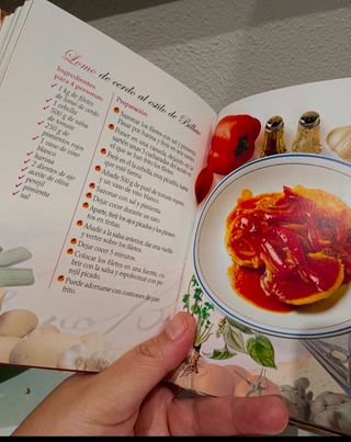 Cocina española (Pequeña Biblioteca De Cocina) (Spanish Edition)