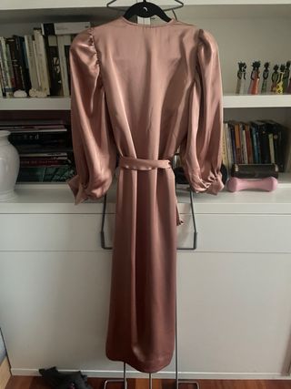 Vestido largo de raso