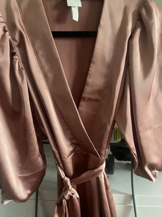 Vestido largo de raso