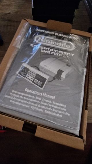 Consola nintendo classic mini caja