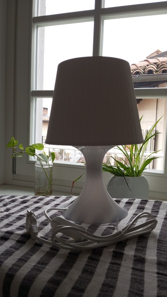 Lampada da tavolo