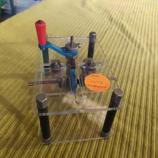 MAQUETA DE ENGRANAJE