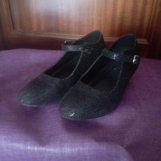 Zapatos sevillanas