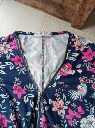 Vestido de flores corto 