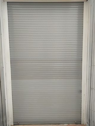Persiana con motor para exterior
