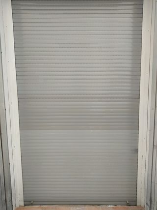 Persiana con motor para exterior