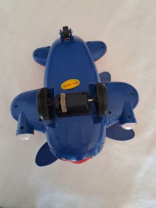 Juguete avión. A estrenar