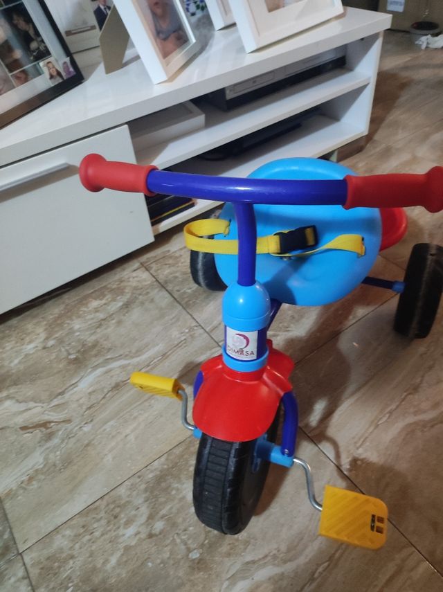 Triciclo azul