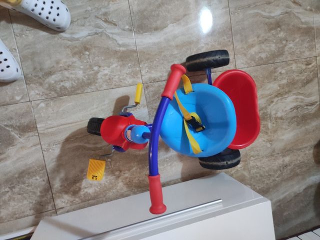 Triciclo azul