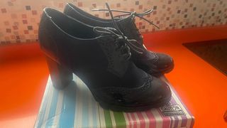 Zapato abotinado azul