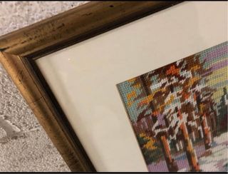 Quadro cornice dorata paesaggio ricamato a 1/2 pun