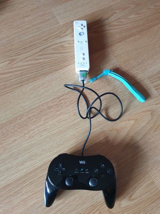 Wii con 80 juegos. 