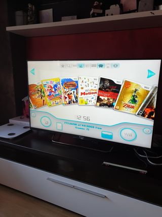 Wii con 80 juegos. 