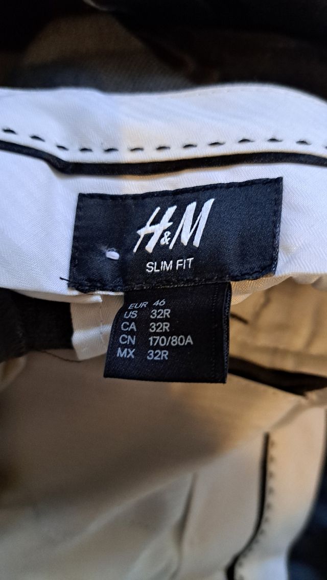 TRAJE GRIS  HyM HOMBRE