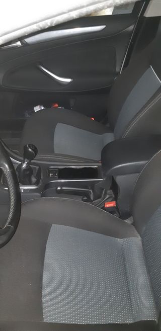 Ford Mondeo 2014