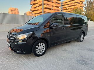 Alquiler de furgoneta Mercedes Vito Tourer