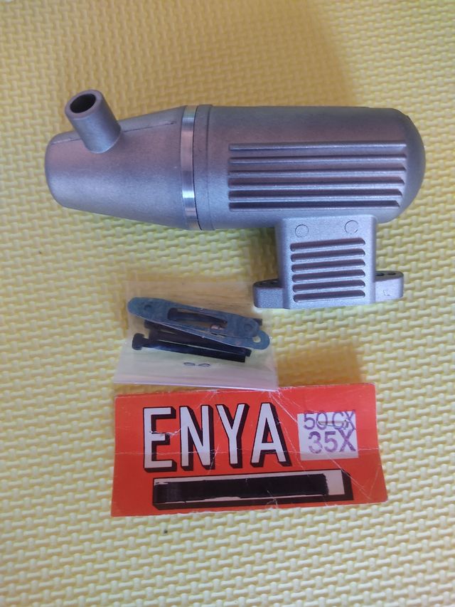 Aeromodelismo tubo escape