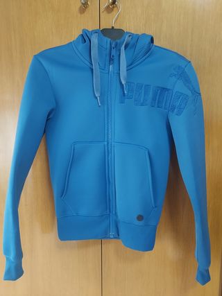 Preciosa chaqueta Puma de neopreno