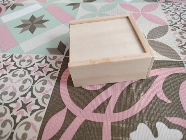 Juegos de mesa 3 y 4 en rayas.