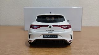 Renault Megane RS Trophy R Otto