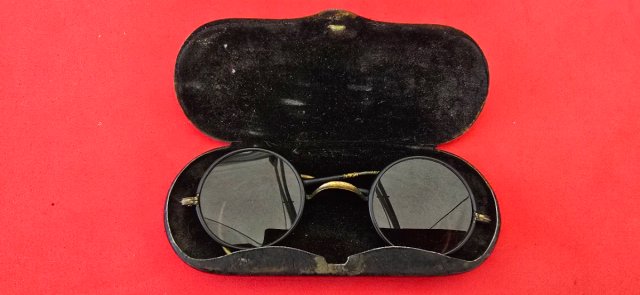 Antiguas gafas Tercer Reich