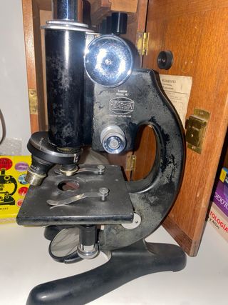Microscopio antiguo Beck