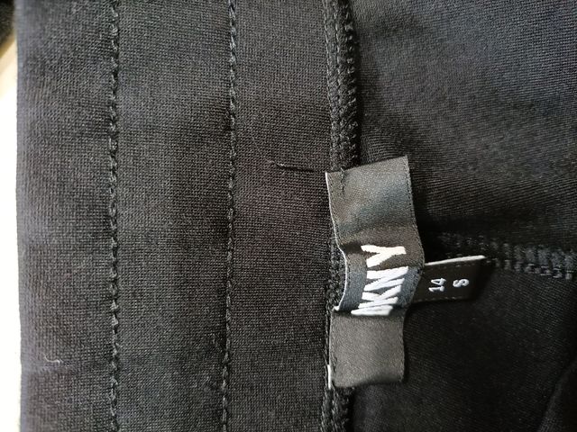 Pantalón cargo DKNY