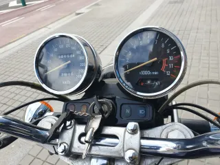 Kawasaki Zephyr 750 ZR  impecable Itv pasada .1991