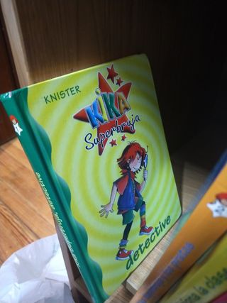 Kika Superbruja y la espada mágica
