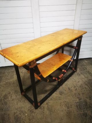 Consola. Vintage. Bambú