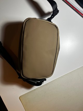Riñonera/bandolera pull and bear
