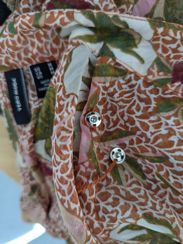 Vestido transparente otoñal