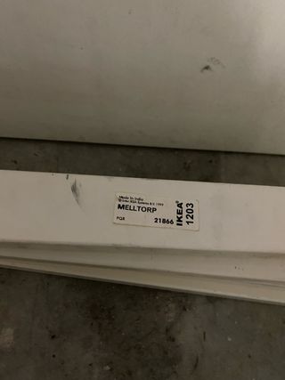 Mesa cuadrada IKEA 