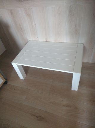 Mesa blanca madera