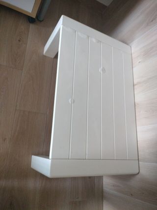 Mesa blanca madera