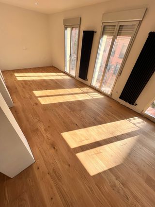 Tarima flotante laminado vinilo puertas