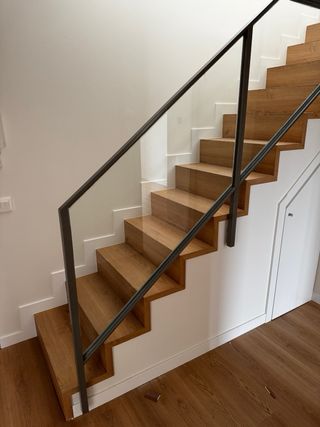 Tarima flotante laminado vinilo puertas