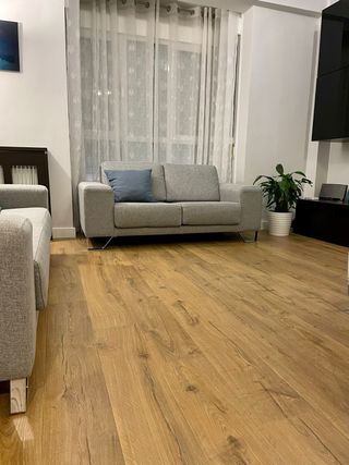 Tarima flotante laminado vinilo puertas