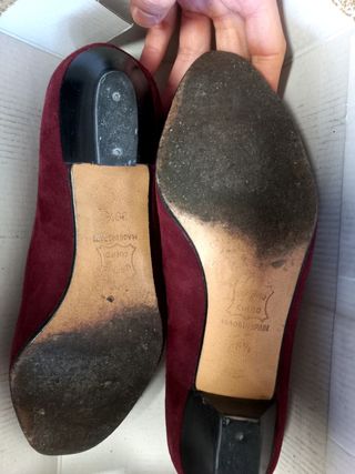 Zapatos tacón rojo terciopelo cuero