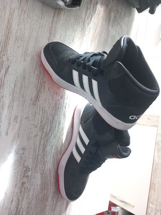 Zapatillas adidas negras