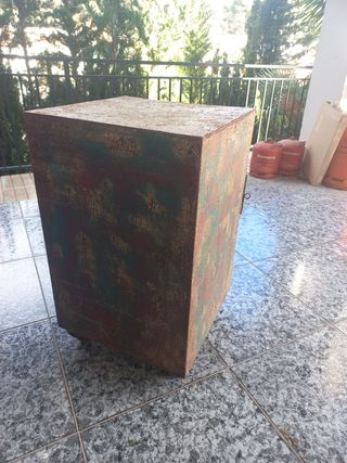 Armario metalico antiguo