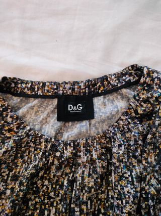 Blusa 100% seda de Dolce&Gabana.