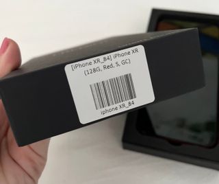 iPhone XR en color rojo 128gb de almacenamiento