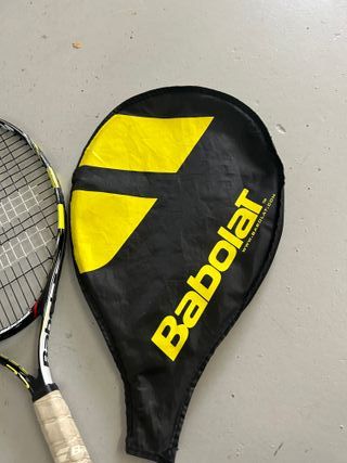Raqueta de tenis y funda