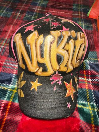 Gorras pintadas a mano